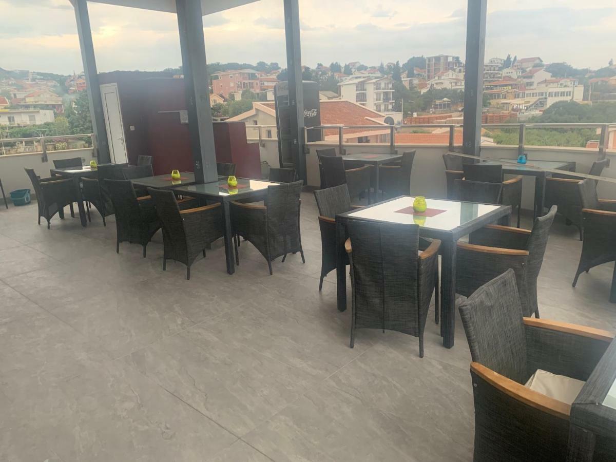 Compass Aparthotel Dobra Voda Eksteriør billede